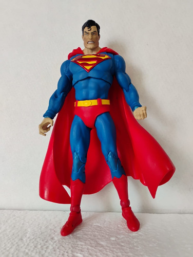 Superman #1000 Dc Comics Multiverse Mcfarlane Omniconsumer (Usado)