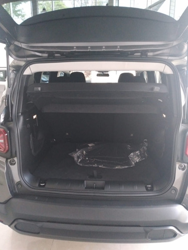 Imagen 11 de 20 de Jeep Renegade Sport 1.8 130 Cv