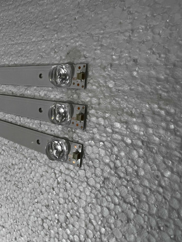 Imagen 2 de 2 de Tira Led Panavox 39wifijm59 Repuesto Iluminacion Backlight