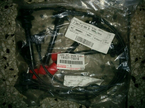 Cables De Bujia Toyota Meru Y Hilux 2000-2005 3rz Original