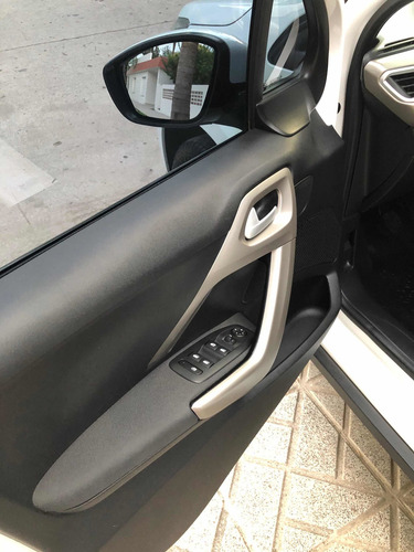 Peugeot 2008 1.6 Allure 2017