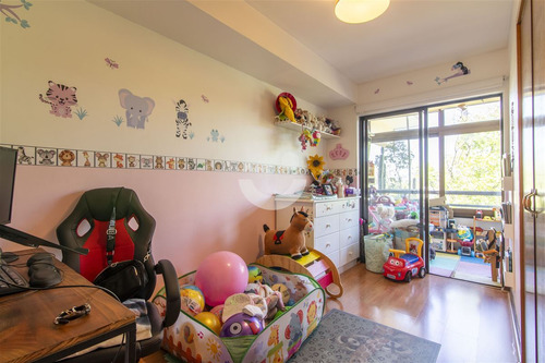 Departamento En Venta De 3 Dorm. En Las Condes