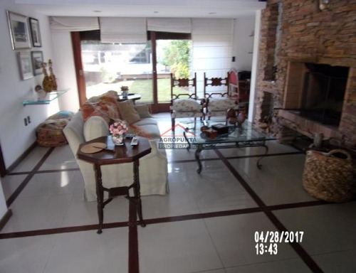 Casa En Mansa, 3 Dormitorios *- Ref: 4088