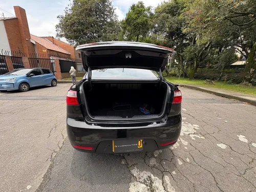 Kia Rio Ub Ex 1.4 2015