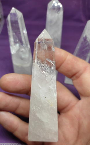 Obeliscos De Cuarzo Cristal De 9 A 10 Cms 70 A 100 Gramos.