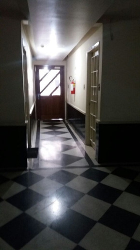 Imagem 8 de 9 de Apartamento - Rio Branco - Ref: 407005 - V-cs36006578
