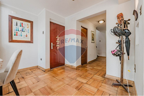 Casa 4d,3b, 3 Estacionamientos , Ñuñoa