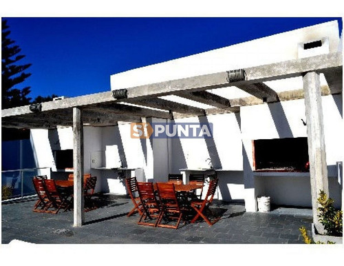 Imagen 8 de 24 de Apartamento En Venta.