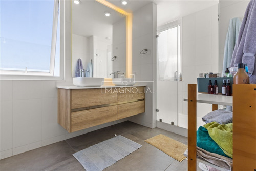 Casa En Venta De 4d/5b Las Brisas