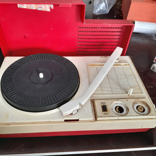 Imagem 5 de 8 de Vitrola Antiga Sanyo G 1170 Pra Decoração Ou Peças