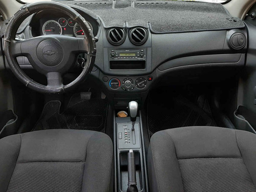 Chevrolet Aveo 2017 4p Ls L4/1.6 Aut Linea Anterior