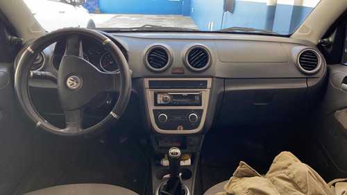 Volkswagen Voyage 2010 1.0 Vht Trend Total Flex 4p
