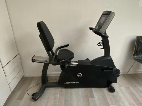 Bicicleta Estática Life Fitness R1