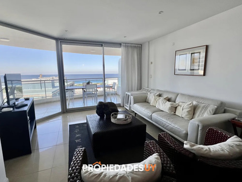 Venta Apartamento De 4 Dormitorios Y 4 Baños Con Piscina Y Loza Radiante En La Brava
