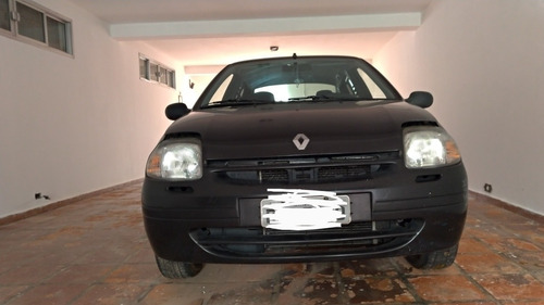 Renault Clio Sedan 1.0 16v Rn 4p 2001