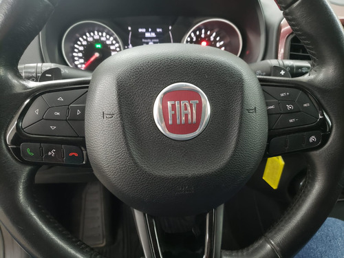 Fiat Toro 1.8 16v Freedom Flex 4x2 Aut. 4p