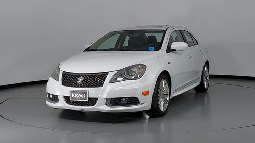 Suzuki Kizashi 2.4 GLX CVT