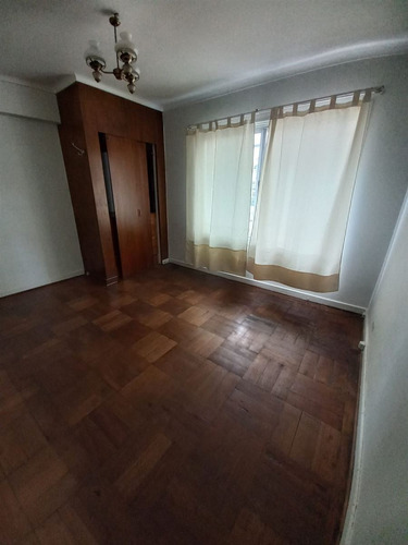 Departamento Antiguo Oportunidad De 3 Dorm. En Valparaíso