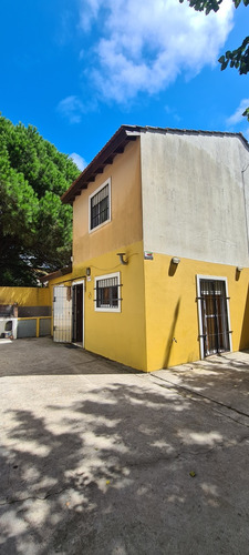Duplex 3 Ambientes Con 2 Baños En Mar Del Tuyu