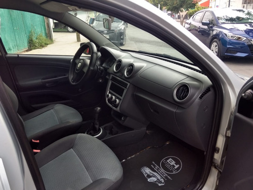 Imagen 11 de 15 de Volkswagen Gol
