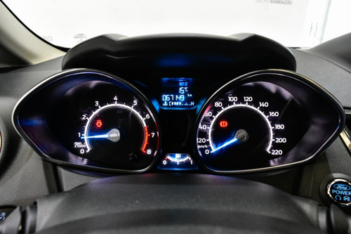 Imagen 11 de 15 de Ford Fiesta 1.6 5p Titanium 2019