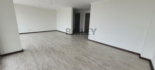 Casa Nueva En Venta De 4d 4b En Exclusivo Sector De Concon