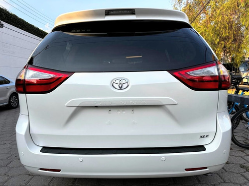 Toyota Sienna 3.5 Xle Piel At