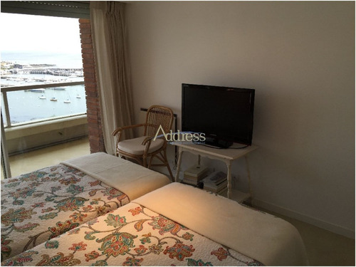 Imagen 25 de 30 de Apartamento En Peninsula, 3 Dormitorios *