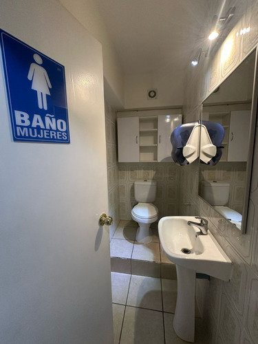 Arriendo Oficina 5 Privados, Sala De Reuniones, 2 Baños
