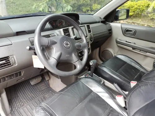 Nissan Xtrail 2.5 Automatico 2013 Gasolina 4x4