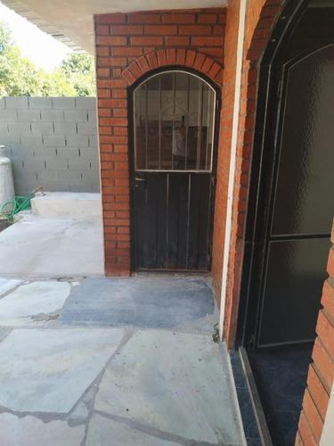 Imagen 11 de 28 de 2 Casas Independientes En Un Terreno Con Piscina, La Falda