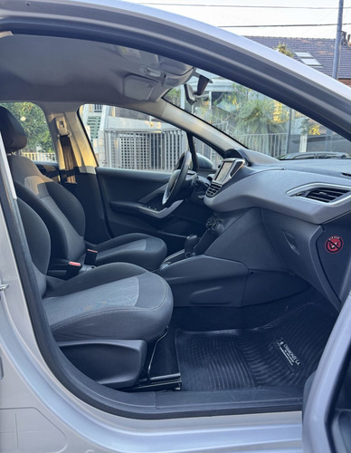 Peugeot 208 1.6 Allure Nav Tiptronic