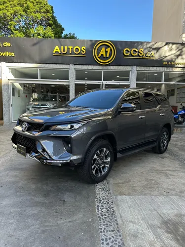 Toyota Fortuner Sw4 2025