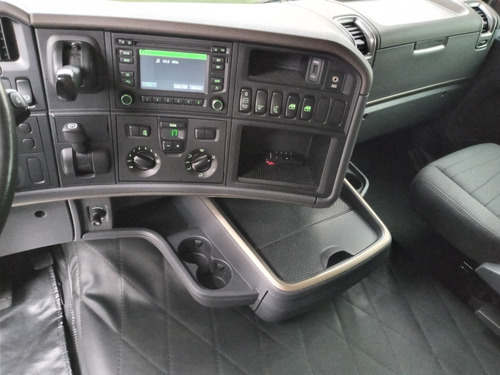 Imagem 16 de 21 de Scania R 440 4x2 2018 Streamline R440 420 450 500 540
