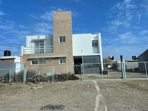 Venta Casa 2 Dormitorios, B° Villa Sol, Salsipuedes. Córdoba