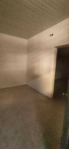 Imagen 11 de 14 de Alquiler Casa O Local Comercial Tres Cruces