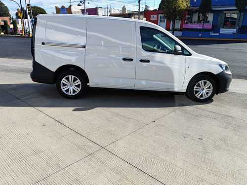 Volkswagen Caddy 1.6 Maxi Mt