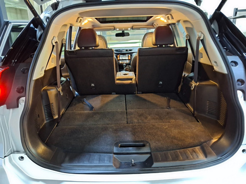 Nissan X-Trail 2.5 Exclusive 3 Row Cvt