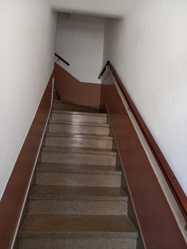 Imagen 12 de 14 de Casa De Altos Al Frente Con Balcón Y Azotea De Uso Exclusivo