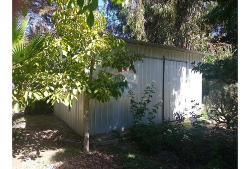 Venta De Hermosa Parcela Con Gran Casa Con Cava!!