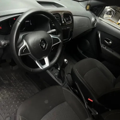 Renault Logan Life + Mt 1.6cc 2022