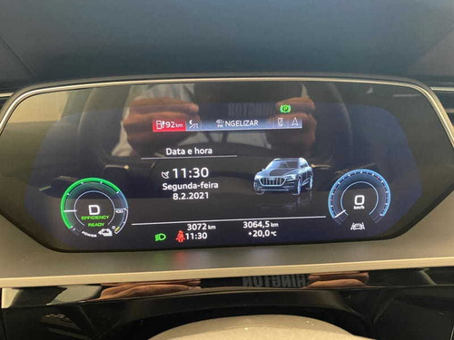 Audi E-tron Sportback Perfomace Black