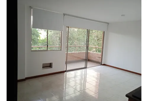 Apartaestudio En Arriendo Aguacatala Medellín