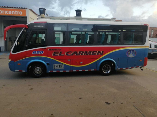 Hino Dutro 300 Euro 4 25 Puestos
