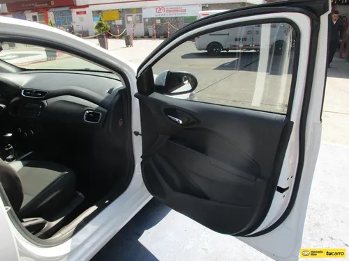 Chevrolet Onix Lt 1400cc Mt Aa