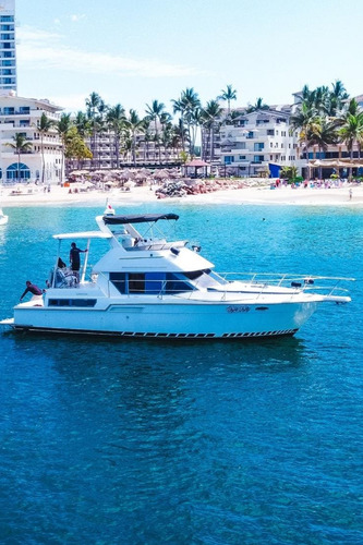 Yates Puerto Vallarta