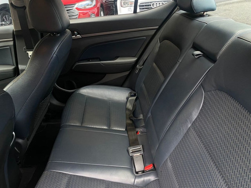 Imagem 9 de 12 de Hyundai Elantra Special Edition 2.0 Aut 2017 Completo Teto