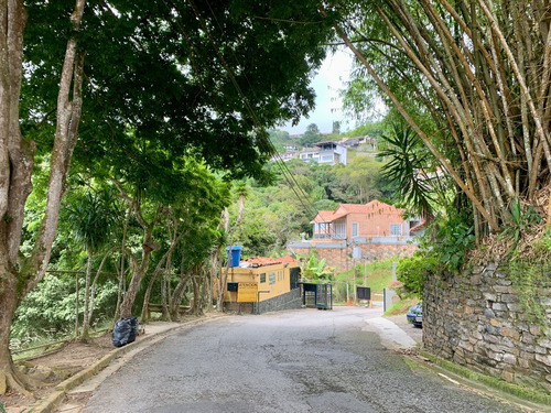 Hermosa Casa En Venta En Alto Hatillo