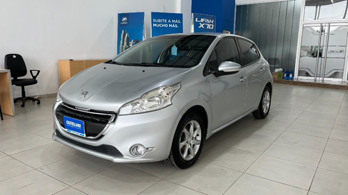 Peugeot 208 1.5 Allure Touchscreen