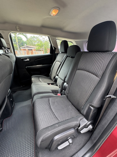 Dodge Journey 2.4 5 Puestos 2.4 Modelo 2011